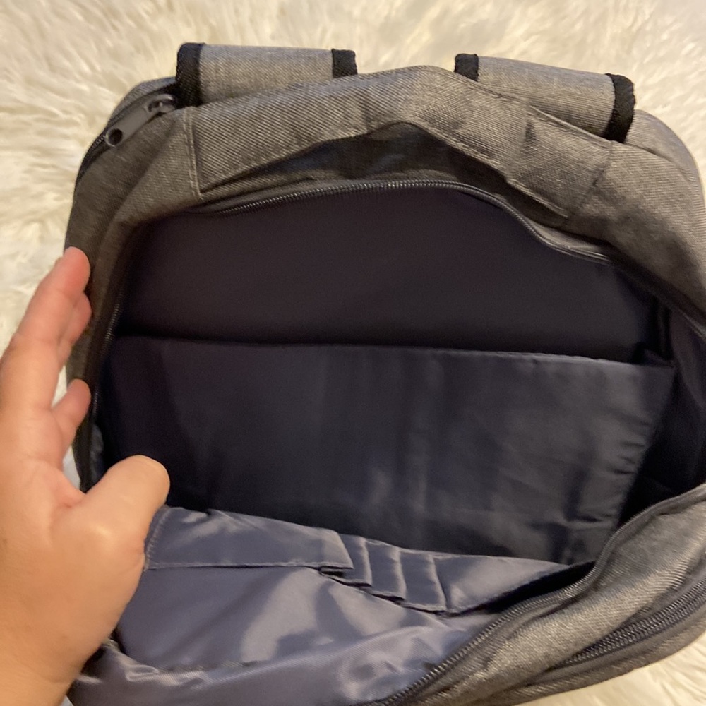 Gray Backpack BNWOT please see all pictures padded back gray and teal color - Picture 4 of 16
